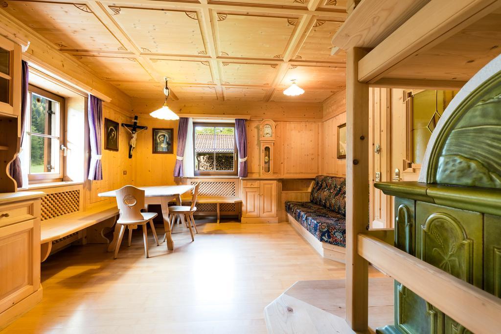 Ferienhaus Daniel راسيني الغرفة الصورة